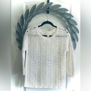 Elegant White Crew Neck Sweater